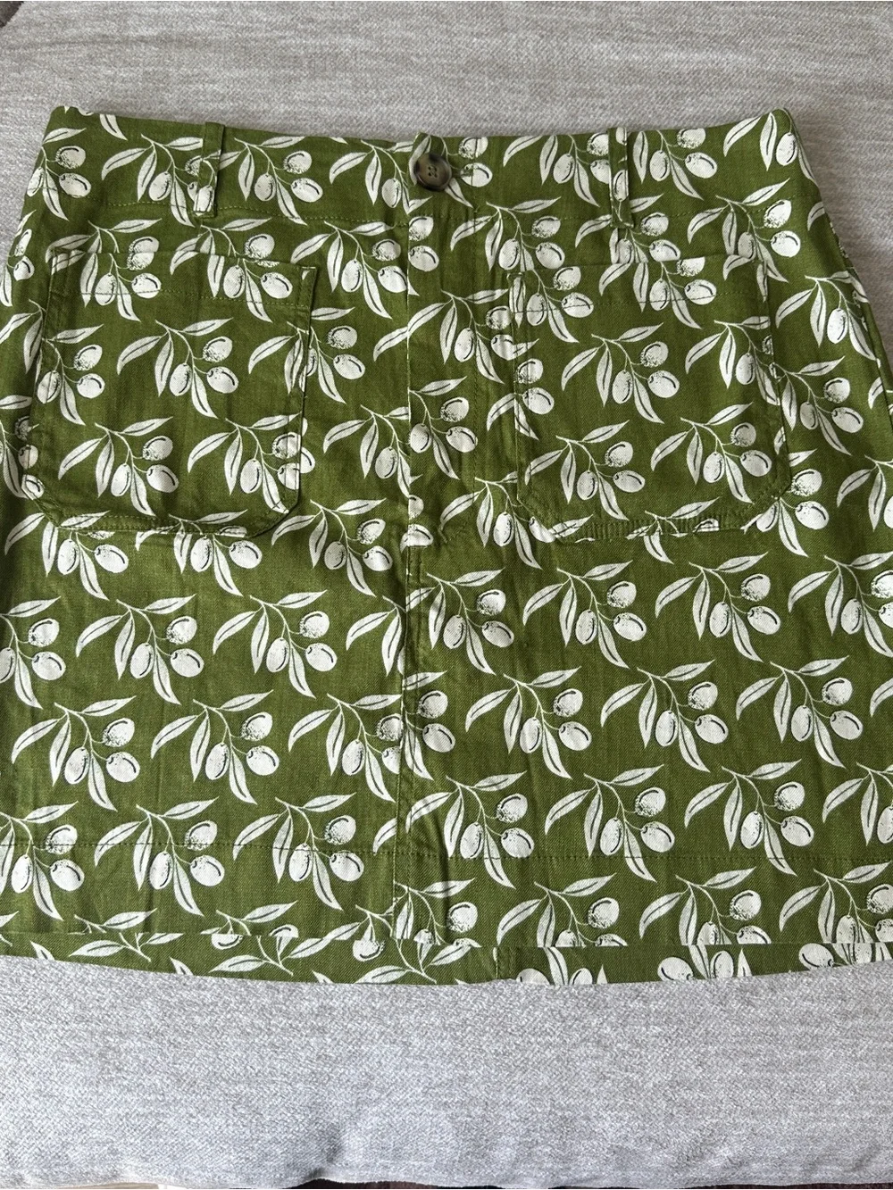 Anthropologie Olive Green Mini Skirt with White Botanical Print - Picture 2 of 11